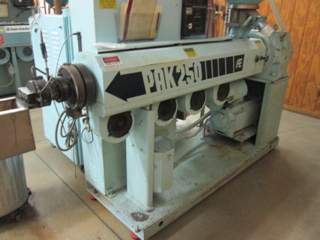 2.5" Akron #PAK-250, extruder, 24:1 L/D, air cooled, 40 HP DC, 2 screws, hopper dryer w/ loader, 1995 - Image 2