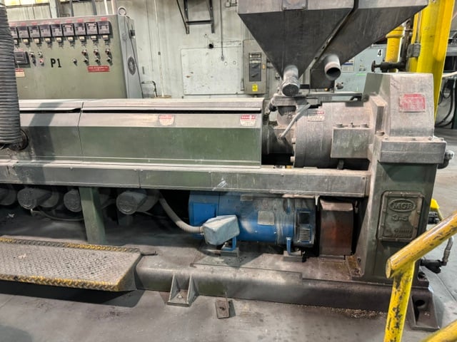 3.5" NRM, extruder, 32:1 L/D, vented, air cooled, 125 HP DC, Control Techniques Mentor II drive, 15:1 - Image 1