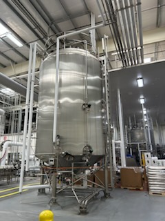 12000 gallon A & B Process, jacketed mix tank, 304L Stainless Steel, load cells, 3 HP mixer, spray balls, 2019 - Image 7