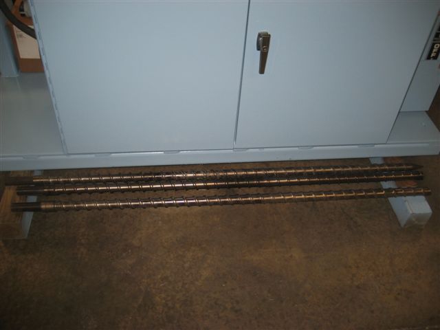 1.5" Killion, lab extruder, 34:1 L/D, air cooled, vented & plugged, 10 HP DC, 3 PVC screws, 220 V. - Image 4