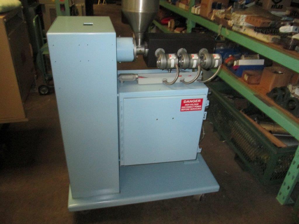 3/4" Killion, extruder, 24:1 L/D, new barrel & screw, rebuilt 2 HP DC motor, new drive, Rebuilt - Image 2