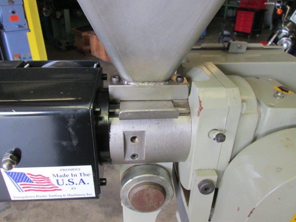 3/4" Youngstown #MO-1402, pedestal extruder, 20:1 L/D, air cooled, 1 HP DC, Dart drive, under 20 hours - Image 3