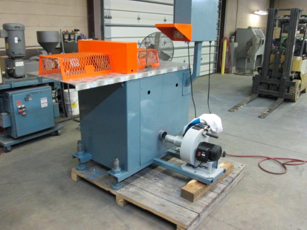Conair Gatto #UC-4-18, traveling up cut saw, 1 HP, 3/4 HP dust collector - Image 4