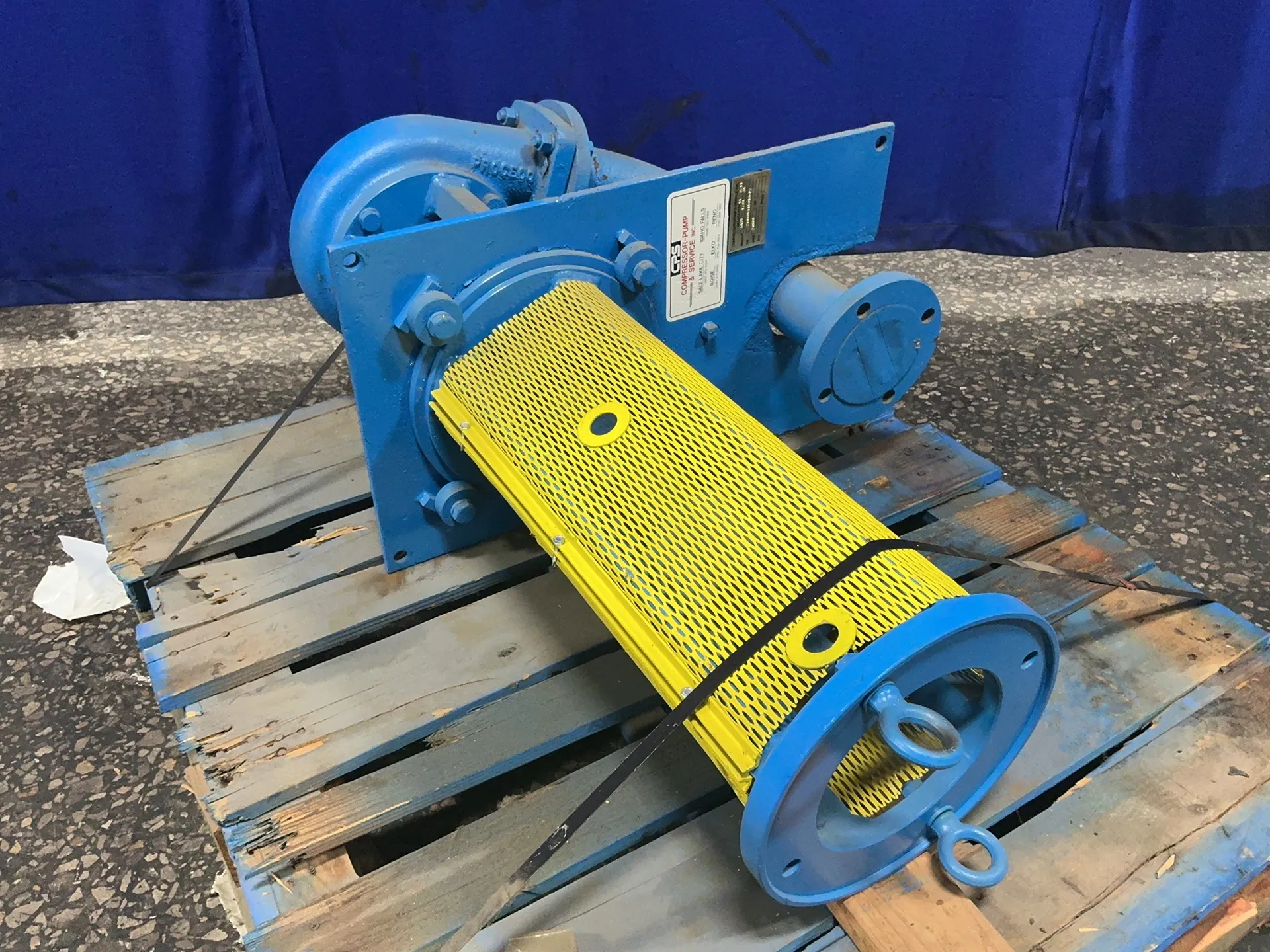 Compressor-Pump & Service #5X3V, vacuum pump, 2011 - Image 1