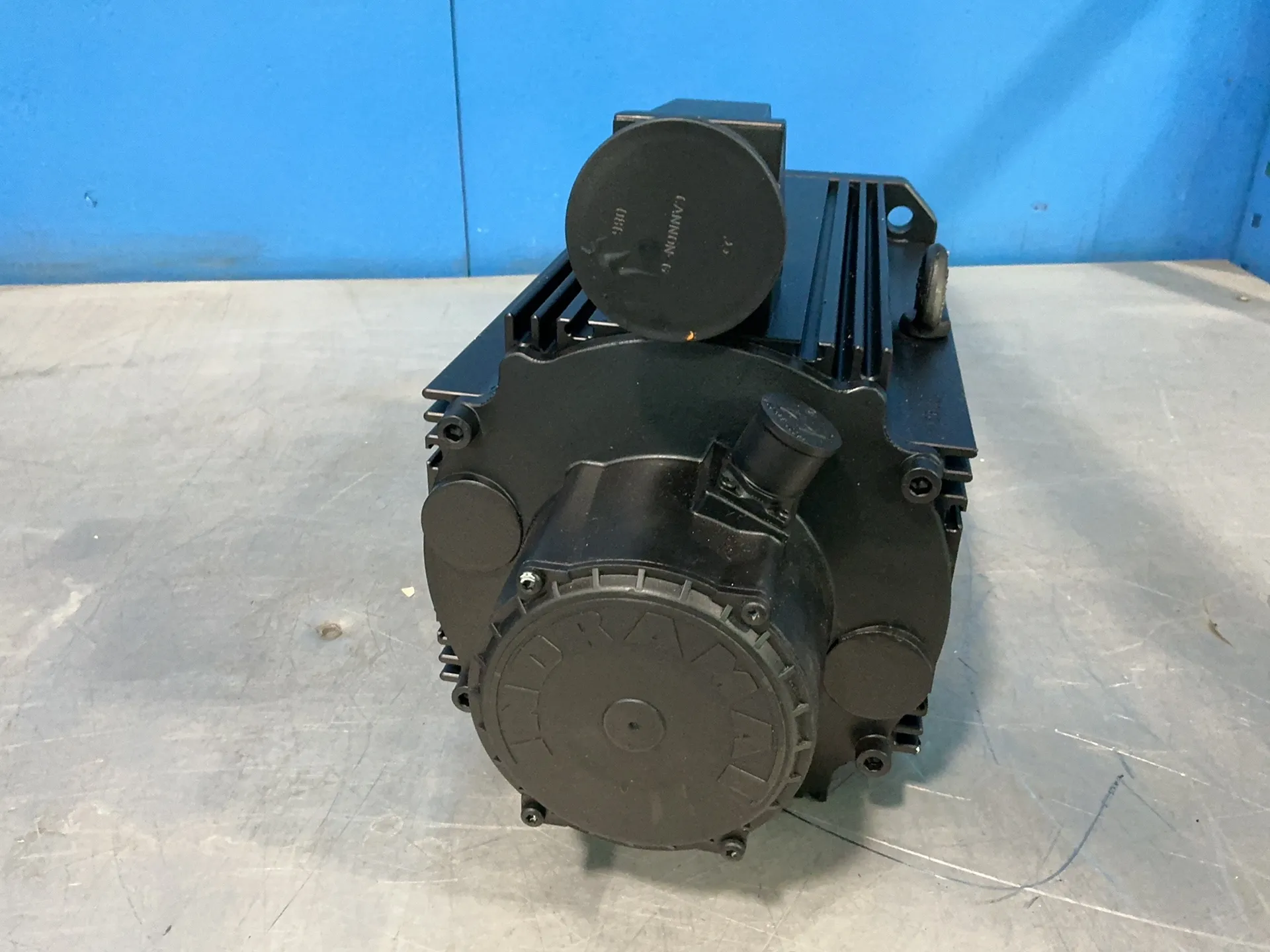 Rexroth #MHD112B-024-PP0-BN, servo motor, 3 phase - Image 3