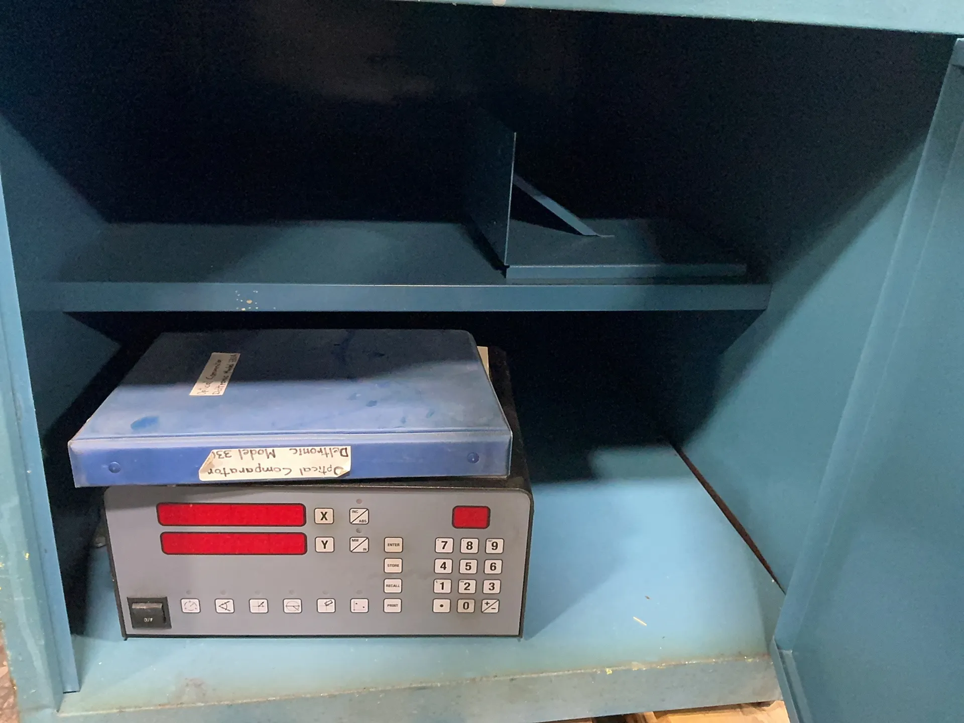 14" Deltronic #DH14-MPC, optical comparator, 5" x 15" table, lens, manual, accessories, 2 amp, 120 V. - Image 5