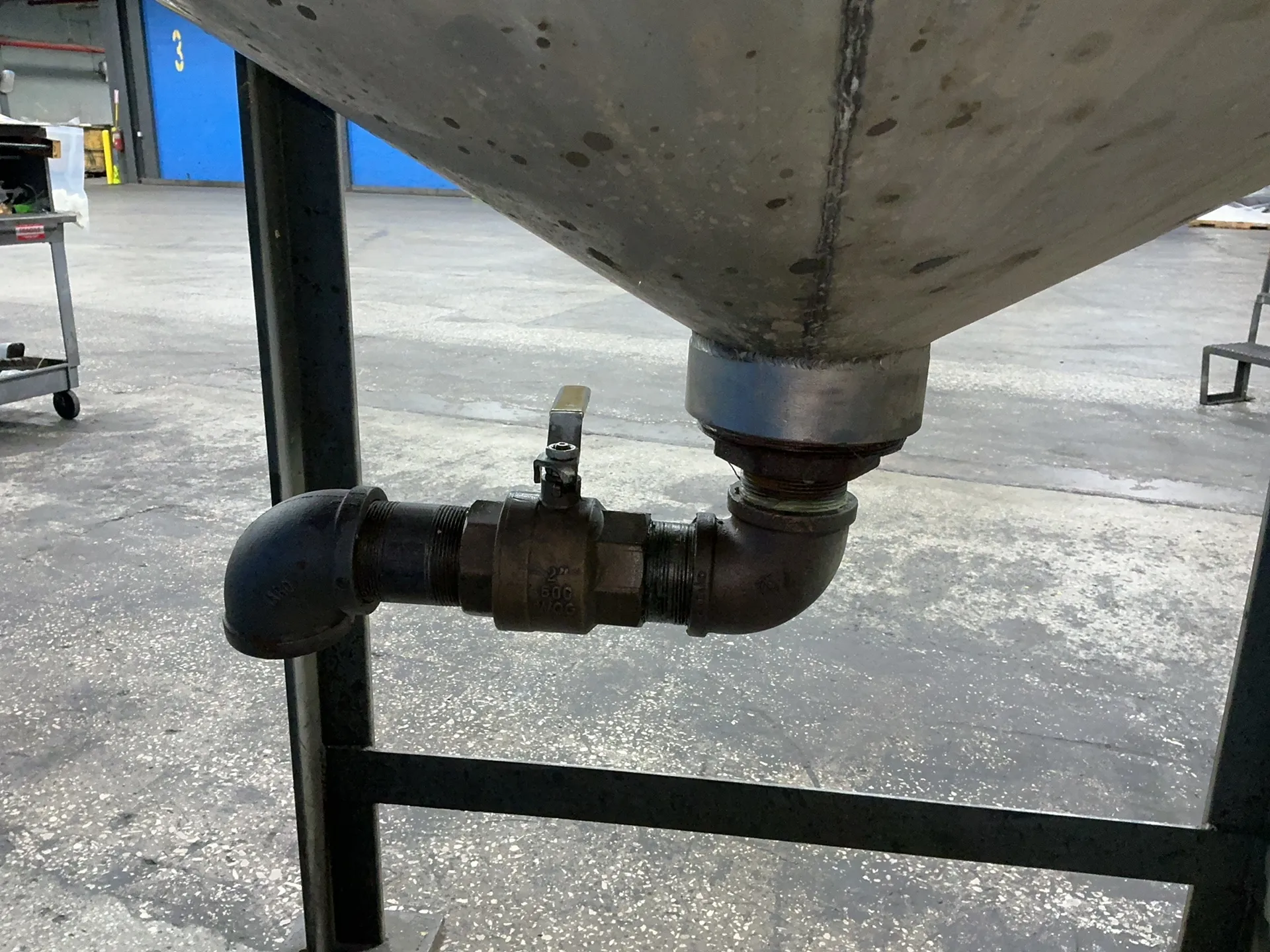 710 gallon Stainless Steel storage tank - Image 5