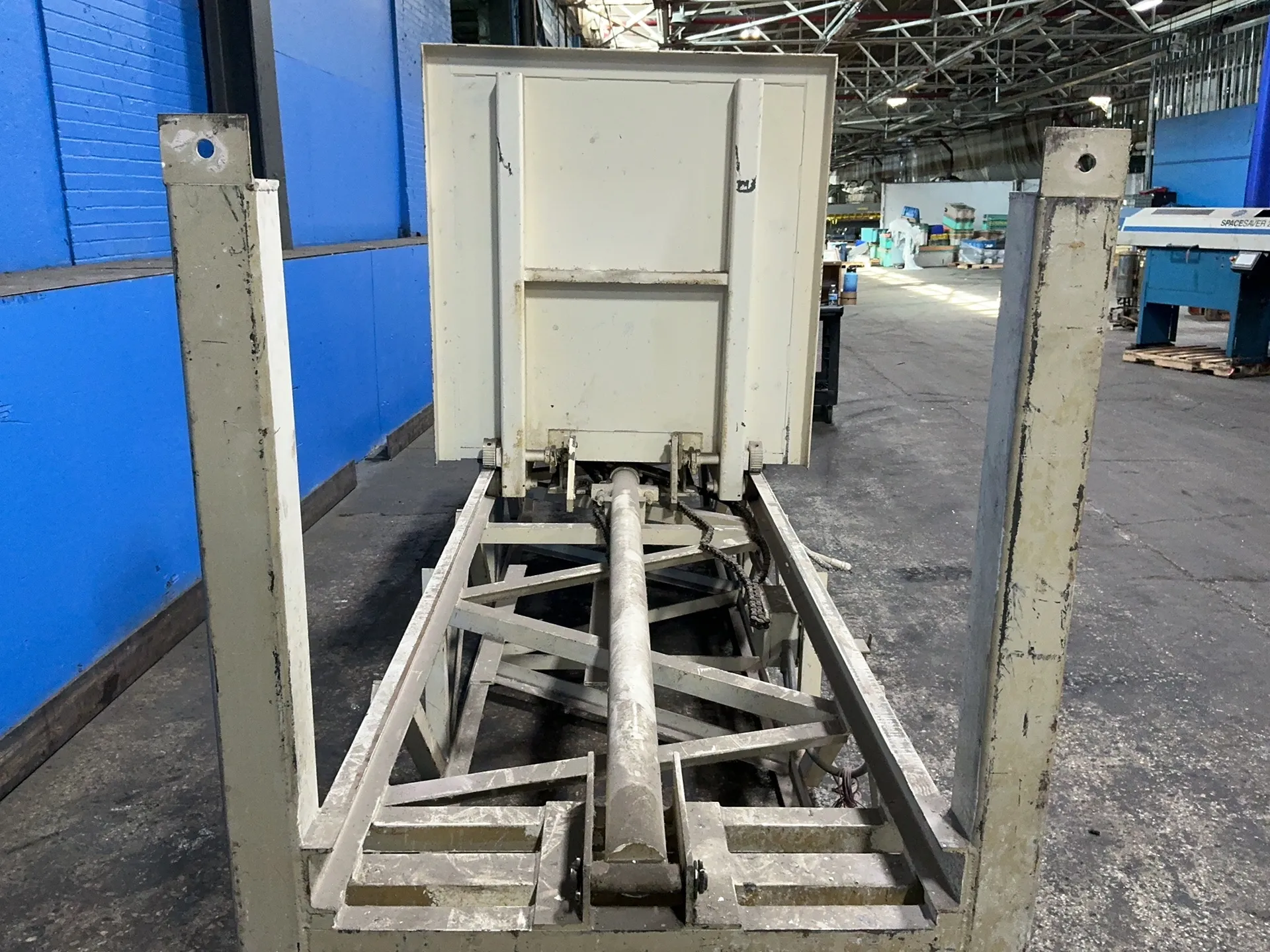 Southworth, shuttle, 72" x 48" x 48" platform - Image 4