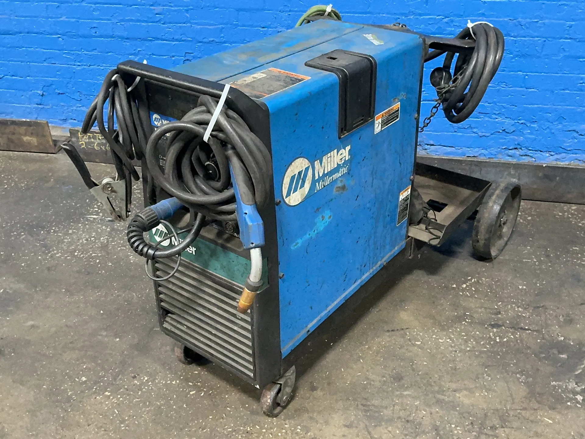 Miller #MILLERMATIC-250X, welder, 200 Amps, 7.5 KW, 38 max. OCV, 48/42 A, gun, 200/230 V., 1 phase - Image 1