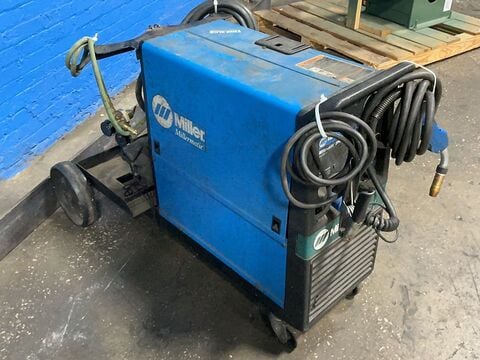 Miller #MILLERMATIC-250X, welder, 200 Amps, 7.5 KW, 38 max. OCV, 48/42 A, gun, 200/230 V., 1 phase - Image 3