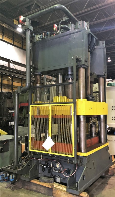 650 Ton, Williams & White, 4-post, 26" stroke, 52" daylight, 66x66" OA bed, 48x66" usable, floor stand, 1985 - Image 1