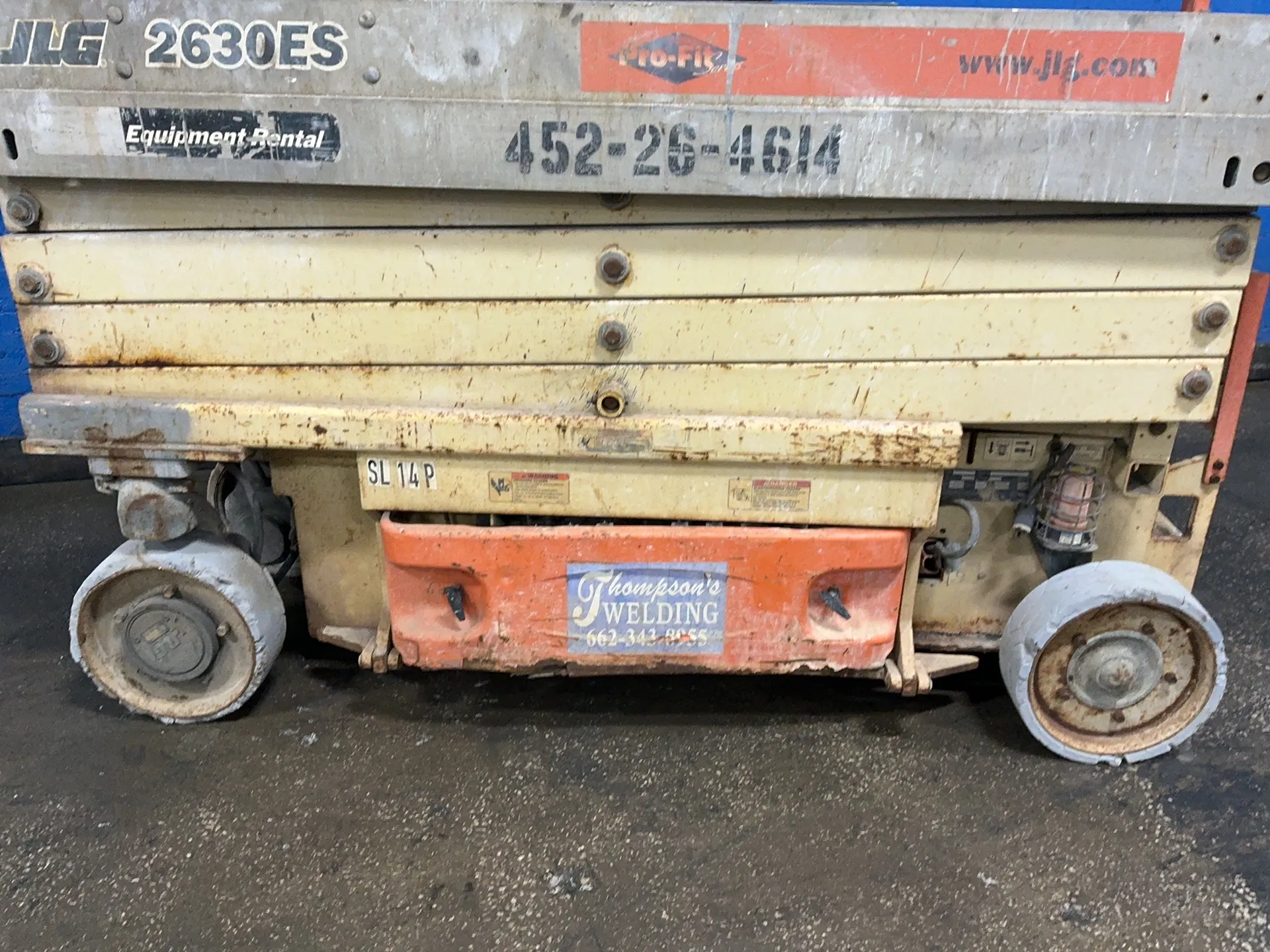 500 lb. JLG #2630ES, Scissor Lift, 29" x 104" platform, 20' lift height, 205 hours, AS IS (2 available) - Image 3