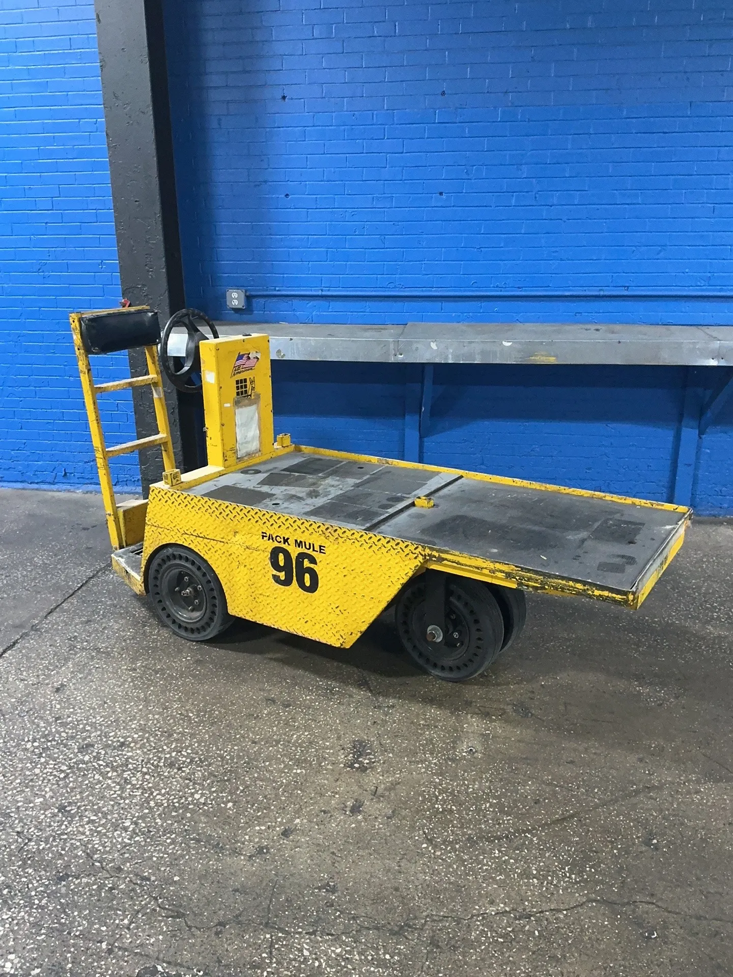 Wesley, Electric Stock Cart, 31" x 68" (3 available) - Image 1