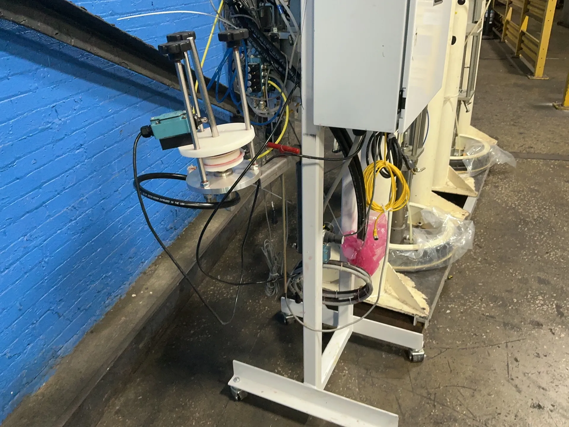 Fluid Automation #622-1A, Dispensing Unit, 21" capacity, Maple Systems controller - Image 6