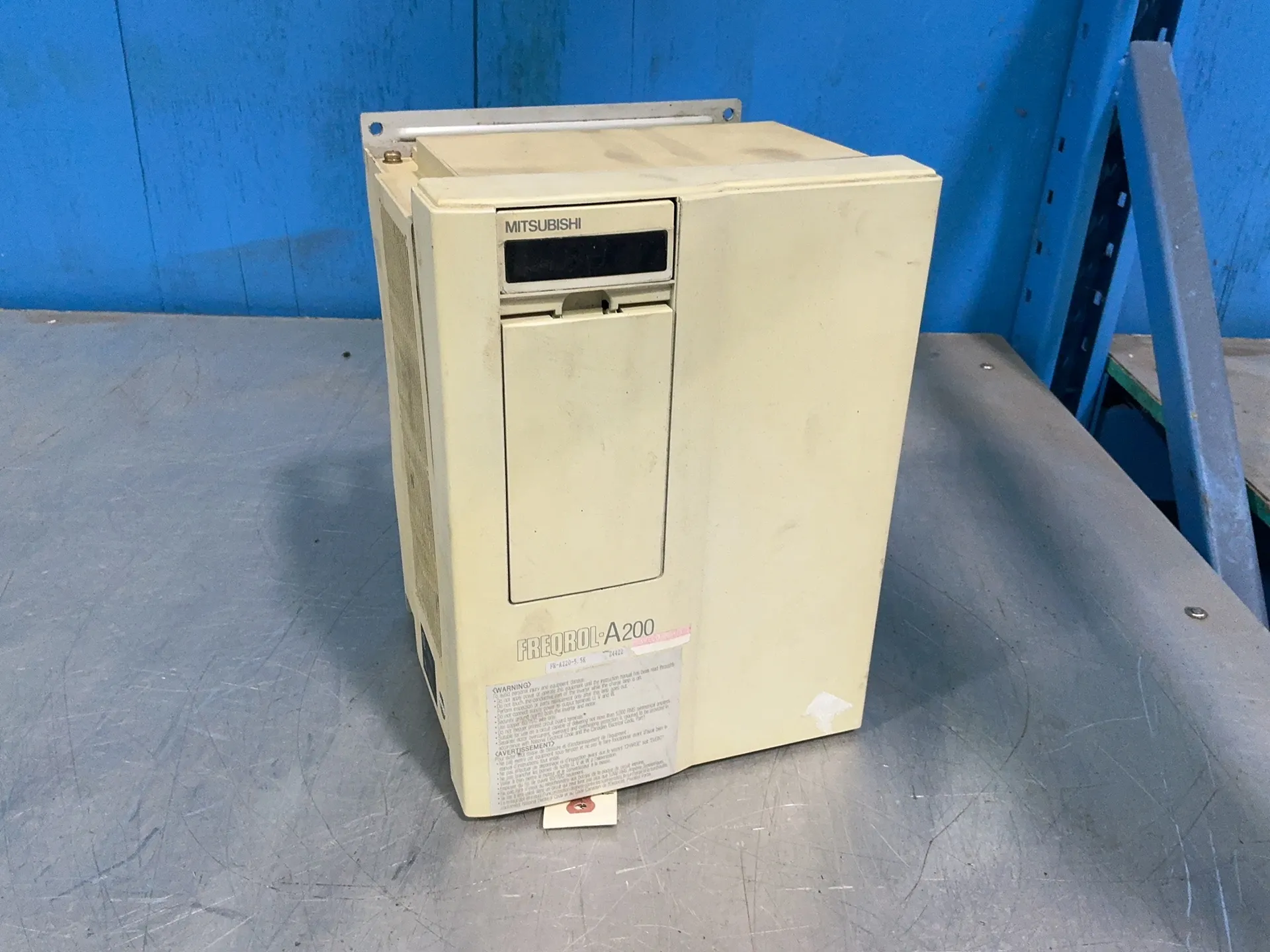 Mitsubishi #FR-A220-5.5K-U3, Freqrol-A200 Inverter, 200-230 Volts, 3 phase, 50/60 Hz - Image 1