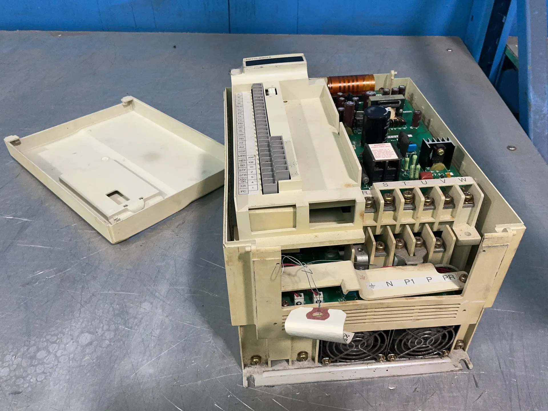Mitsubishi #FR-A220-5.5K-U3, Freqrol-A200 Inverter, 200-230 Volts, 3 phase, 50/60 Hz - Image 5