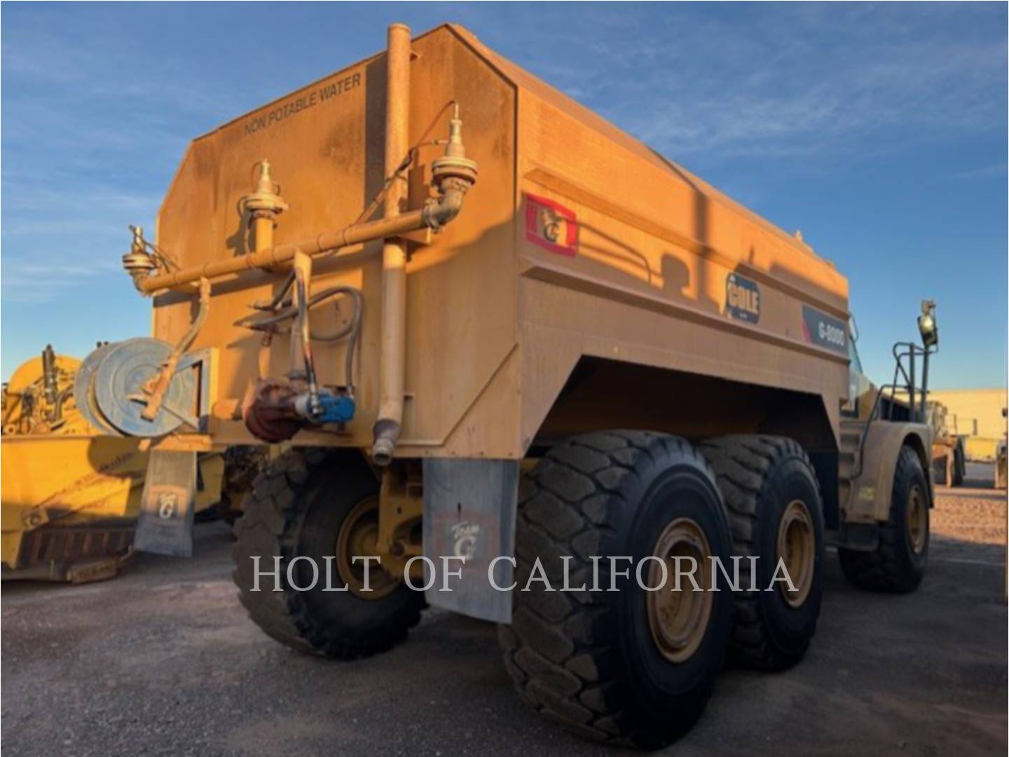 Caterpillar 740B, Water Truck, 13700 hours, S/N: T4R00601, 2012 - Image 4