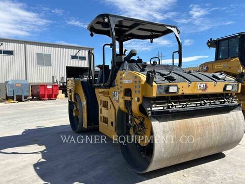 Caterpillar CB15, Compactor, 486 hours, S/N: M9401217, 2024 - Image 2
