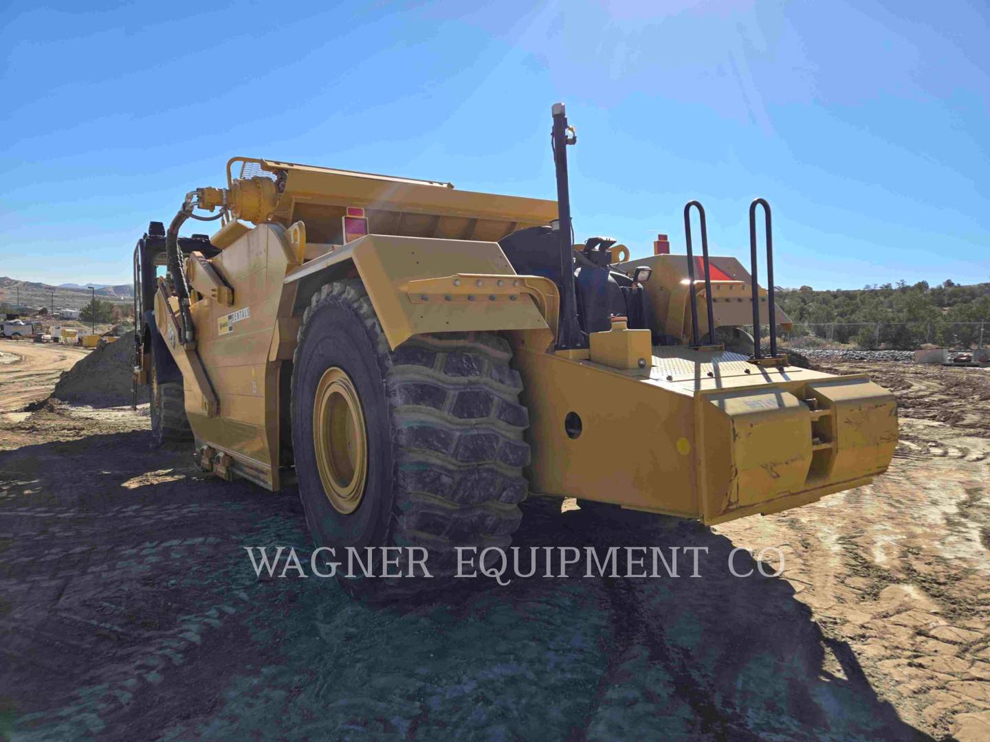Caterpillar 623, Wheel Tractor Scraper, 2214 hours, S/N: WYF00138, 2024 - Image 4