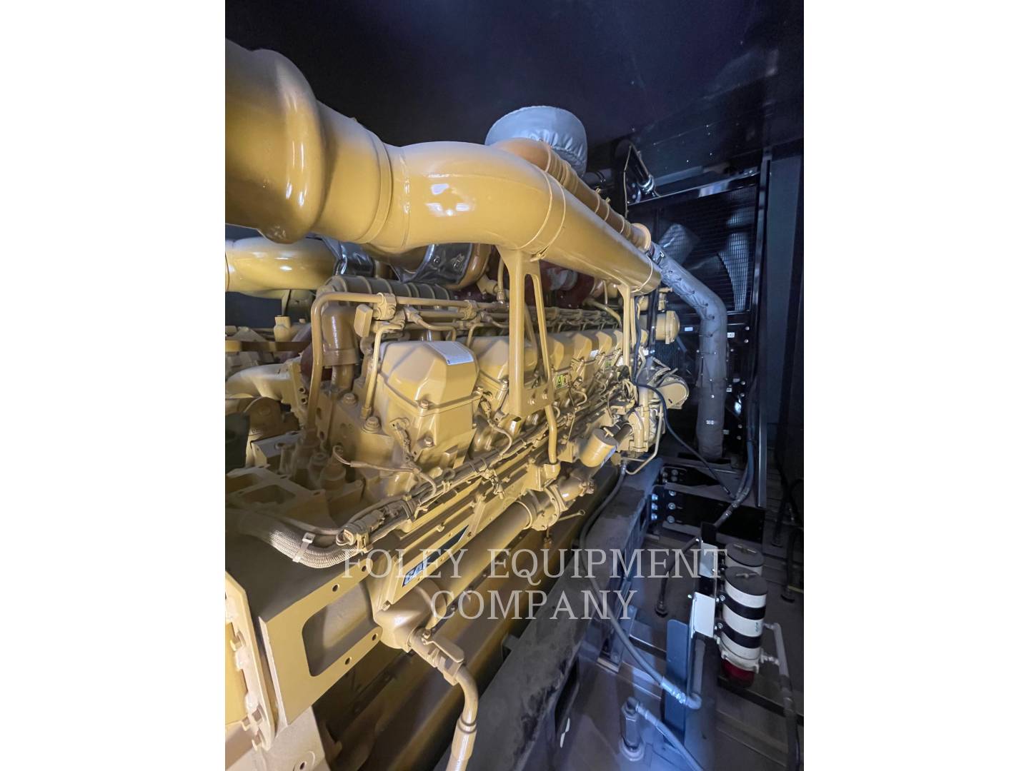 2000 KW Caterpillar #3516C, diesel generator set, standby, 12,470 Volts, 300 hours, Tier 2, ACS enclosure - Image 10