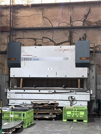 247 Ton, LVD Salvagnini #PPEB-220/4270, hydraulic press brake w/ KUKA KR 150 robot, 14' overall, 145.6" - Image 1
