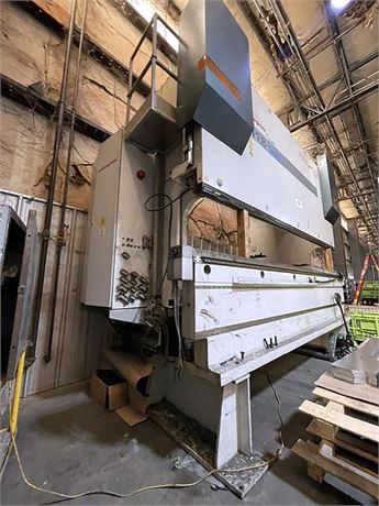 247 Ton, LVD Salvagnini #PPEB-220/4270, hydraulic press brake w/ KUKA KR 150 robot, 14' overall, 145.6" - Image 2
