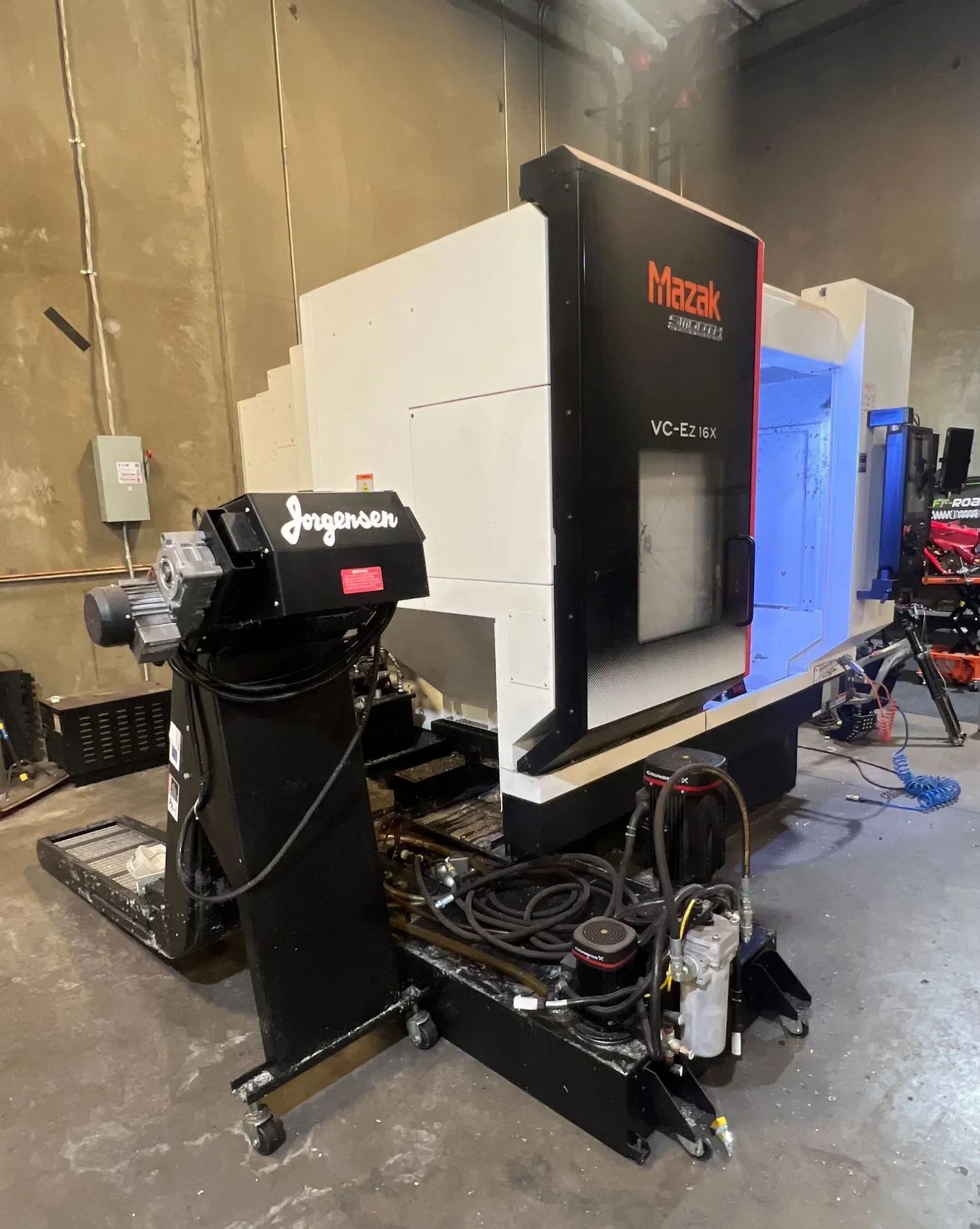 Mazak #VC-EZ16X, 5-Axis CNC Vertical Machining Center, 27.7" X, 16.1" Y, 16.1" Z, 12000 RPM, 30 automatic - Image 2