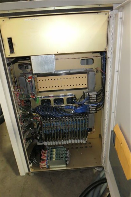 GammaFlux #TTC-32795, 88-zone, hot runner control, s/n #021-32795-02, #13762J - Image 6