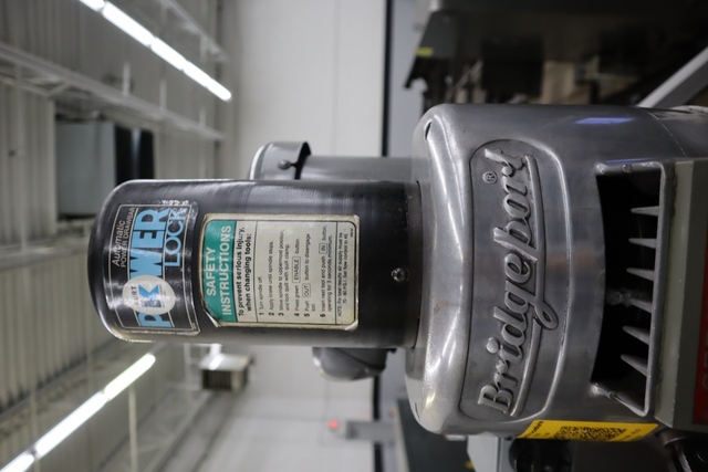 Bridgeport #SERIES-I, vertical mill, 9" x 42" table, 2 HP, 30" X, 12" Y, 16" Z, 60-4200 RPM, R-8, Acu-Rite - Image 8