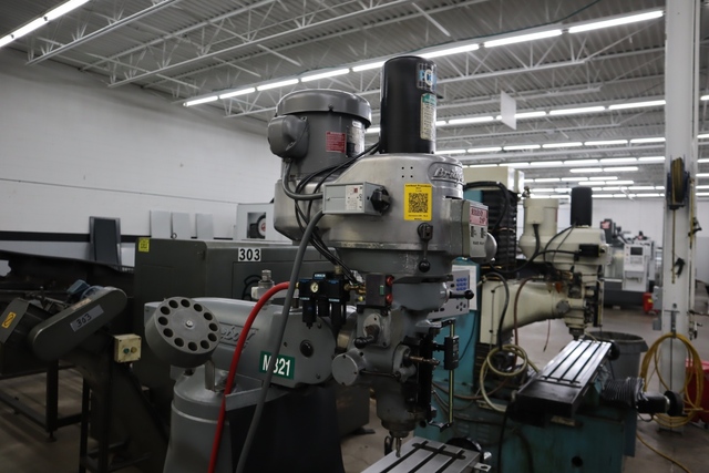 Bridgeport #SERIES-I, vertical mill, 9" x 42" table, 2 HP, 30" X, 12" Y, 16" Z, 60-4200 RPM, R-8, Acu-Rite - Image 9