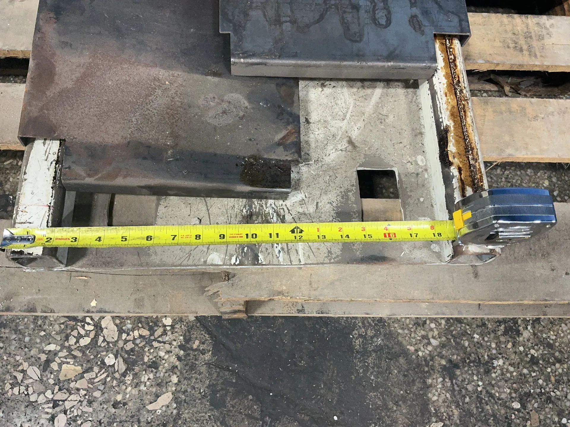 500 LB Valley Craft #A75355-00-0802, material lift, 21" x 26" surface, 72" mast height, 55" lift height, 1 - Image 4