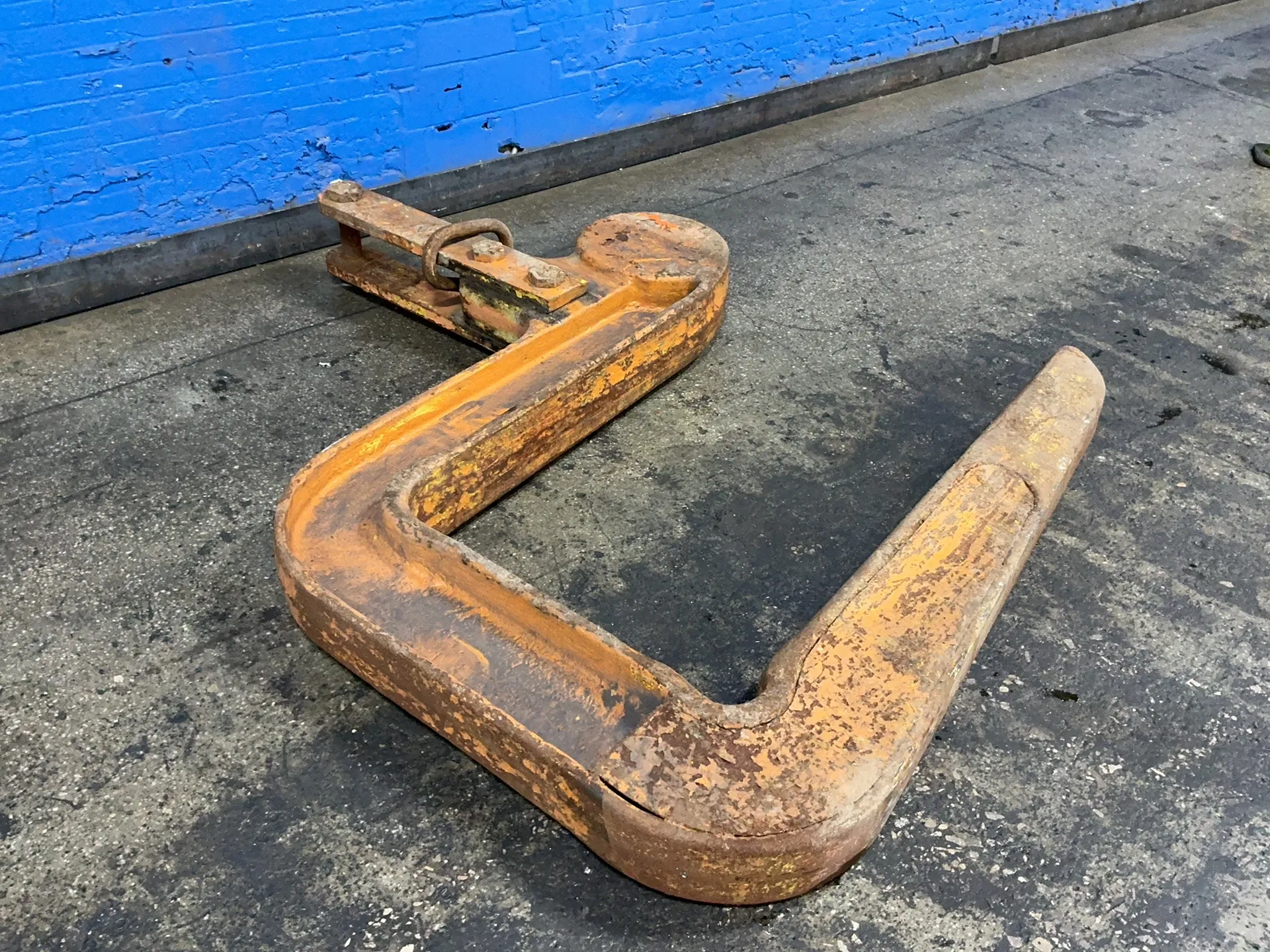 20,000 lb. Heppenstall, C-hook, 65" x 30" x 9" C capacity - Image 3