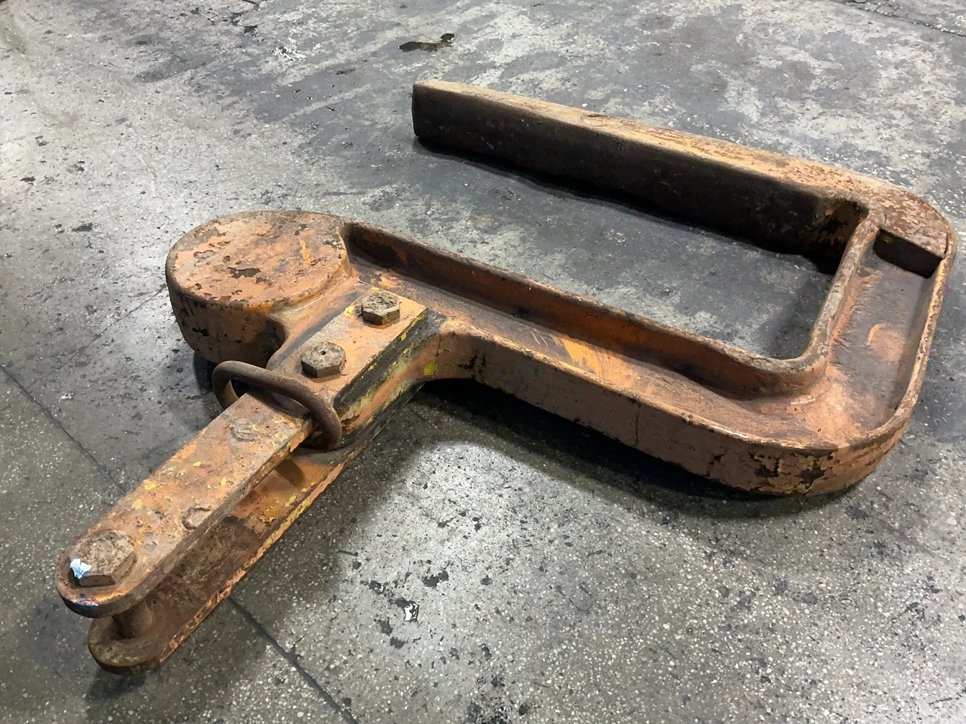 20,000 lb. Heppenstall, C-hook, 65" x 30" x 9" C capacity - Image 4