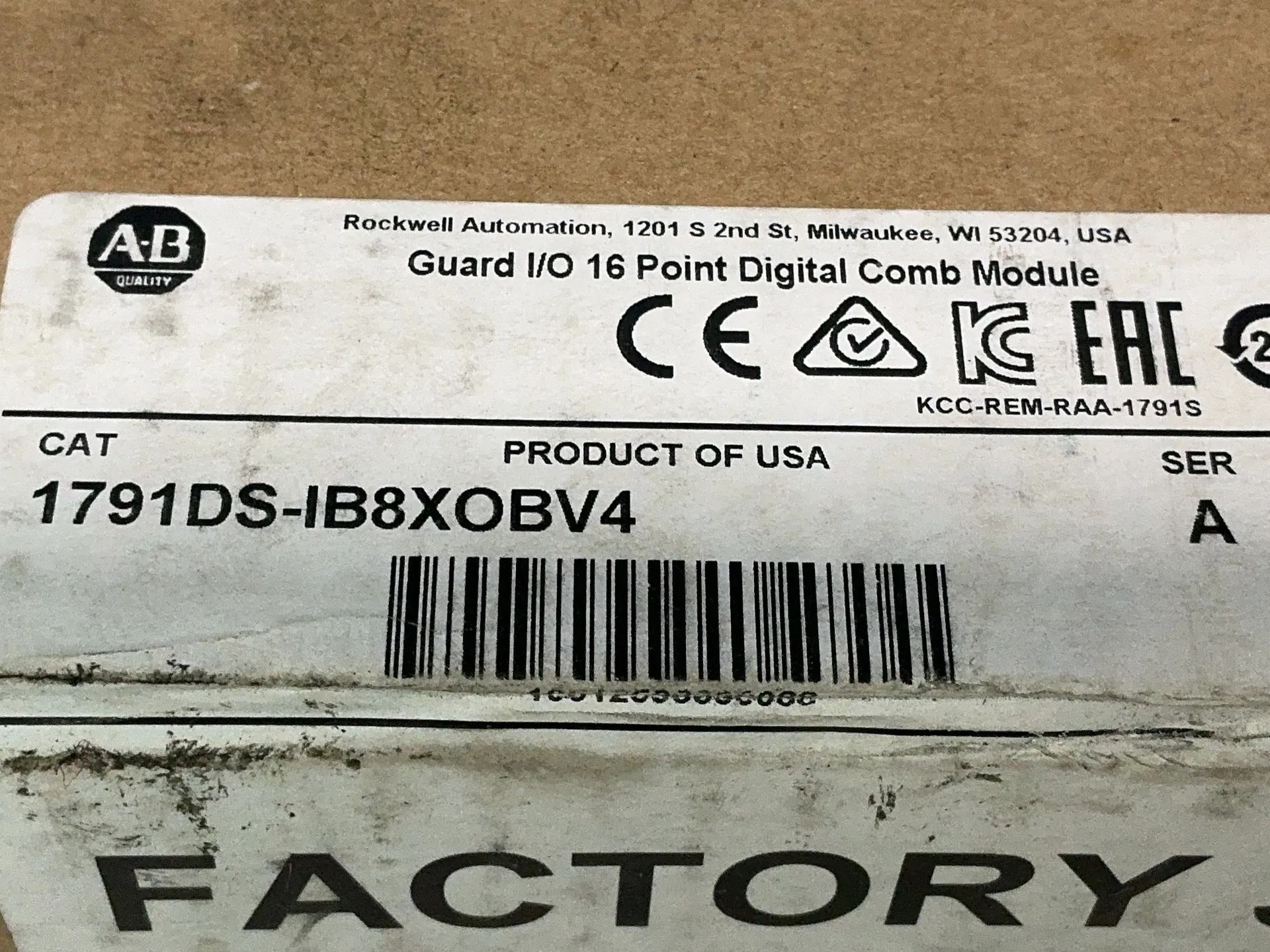Allen-Bradley #1791DS-IB8XOBV4, Guard I/O 16 Point Digital Comb Module, new, 2019 - Image 4