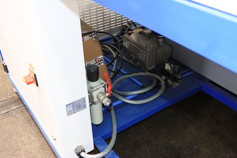 Formech #1250, vacuum forming machine, 49.2" x 49.2" sheet size, 46.59" x 46.59" x 23.62" forming area, 25 - Image 6