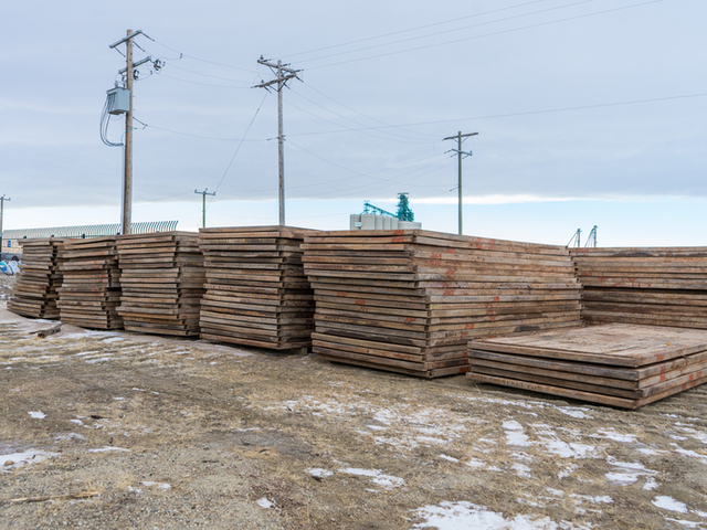 8' x 20' steel and wood rig matting - Image 6