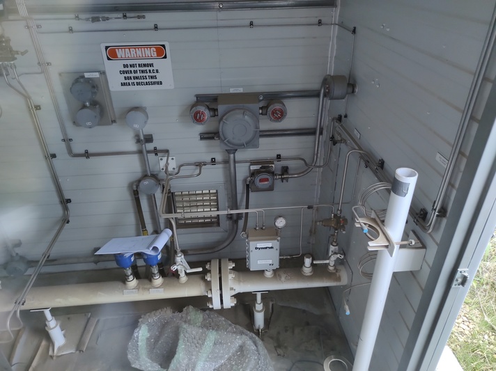 Danieli, 4" 600# SR meter package, skidded, housed, sweet, 2006 - Image 7