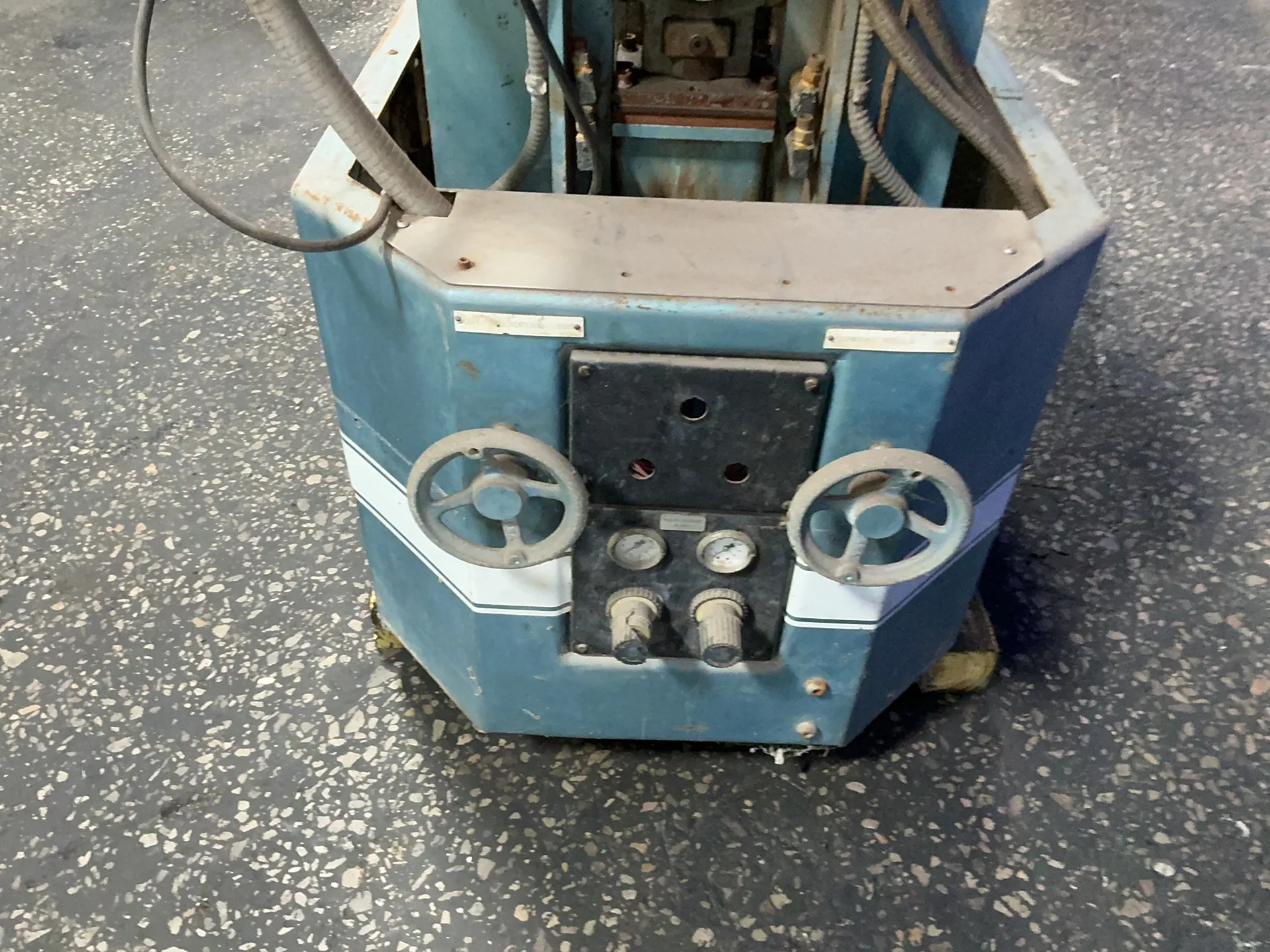 Embosser - Image 2