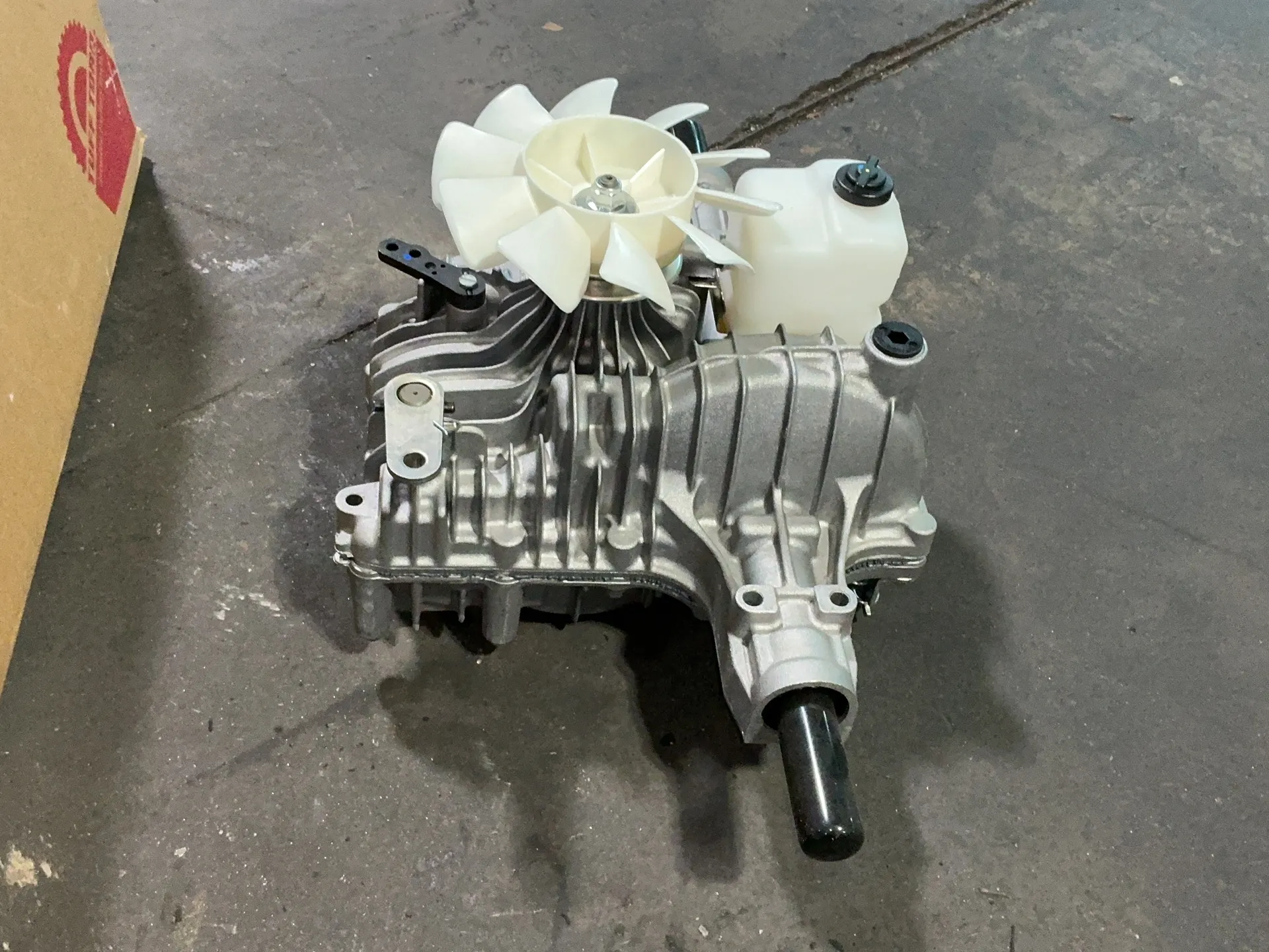 Tuff Torq #K66AQ, hydrostatic transaxle, 2019 (2 available) - Image 5
