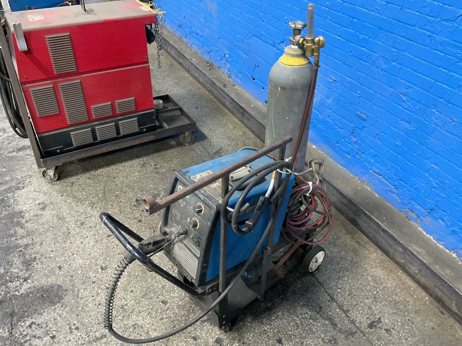 Miller #MILLERMATIC-135, welder, 90 Amps, 2.5 KW, 115 V., 1 phase - Image 2
