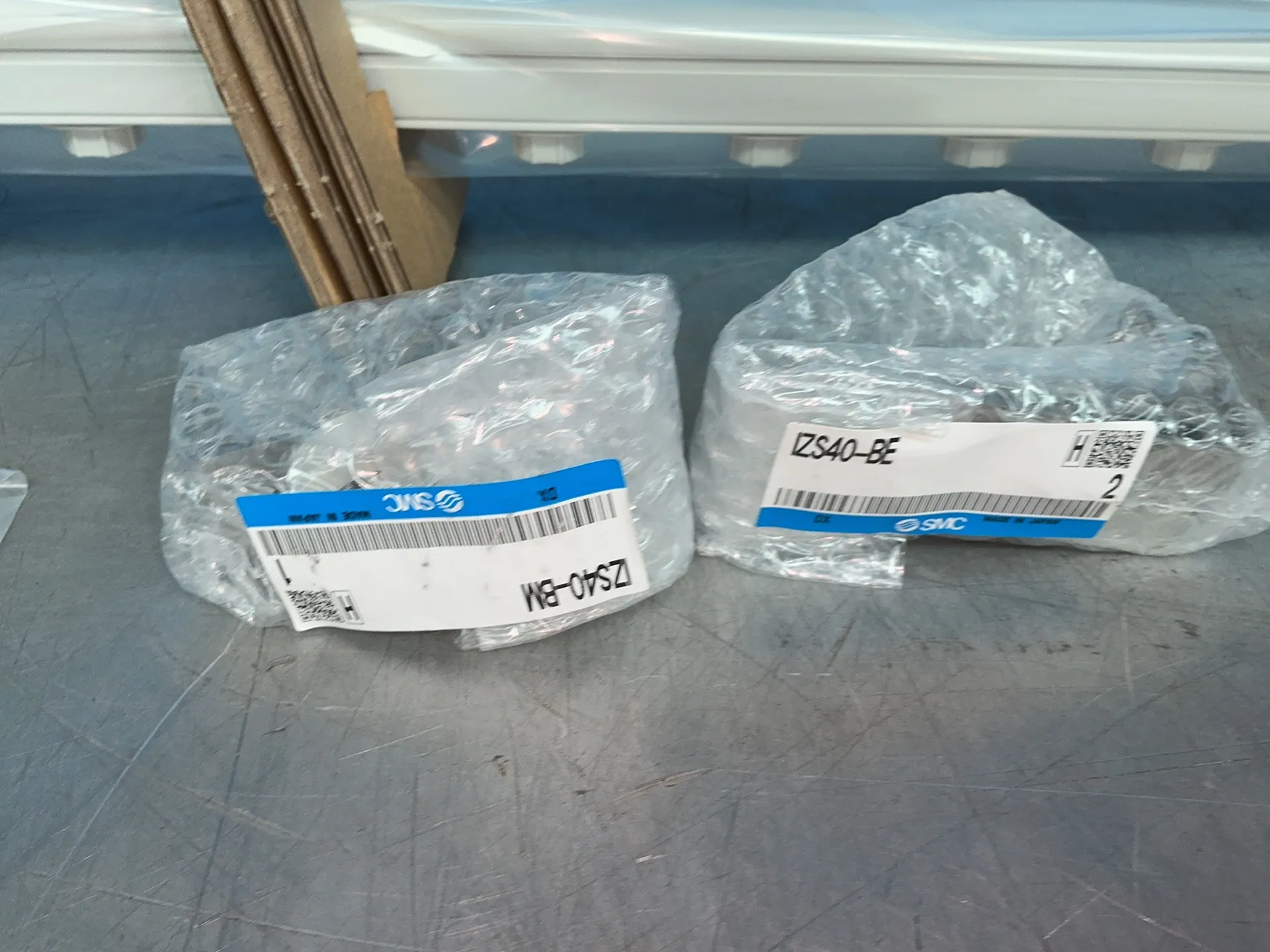 SMC #IZS40-820-08B, ionizer, new - Image 4
