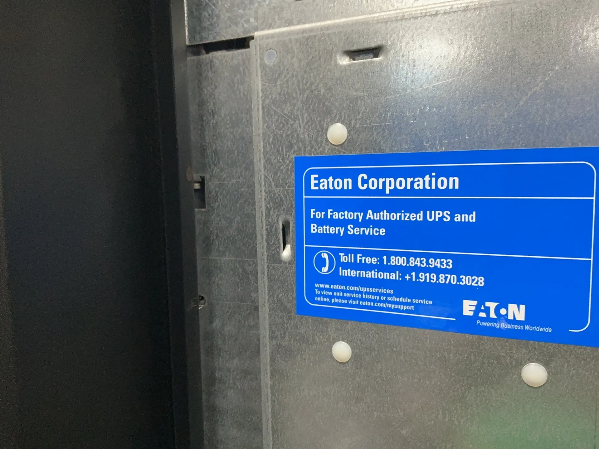 160.0 KVA Eaton #160, uninterruptible power supply, 144 KW, digital display, 480 Volts, 3 phase - Image 5