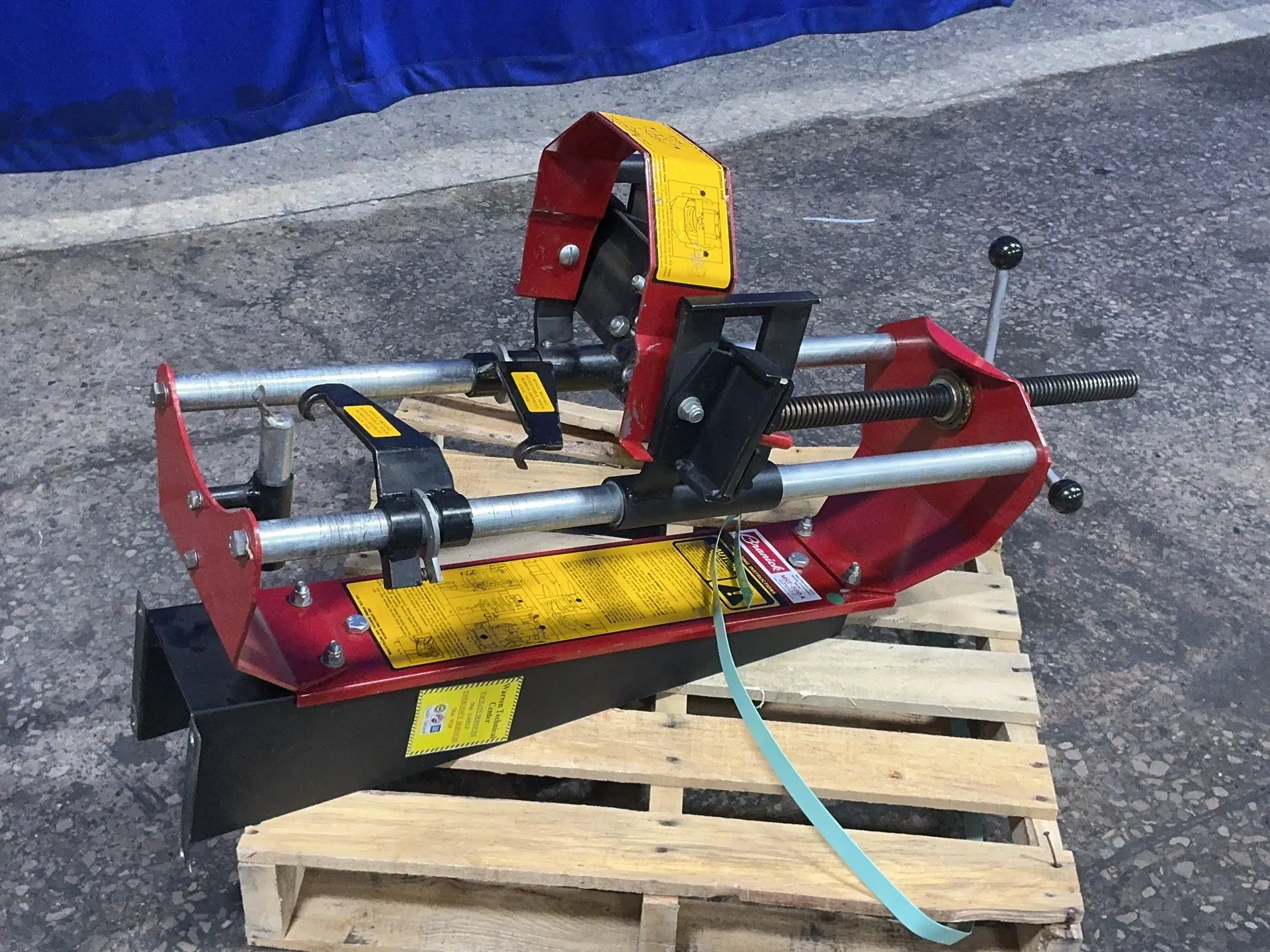 Branick #MST-580-A, MacPherson strut spring compressor - Image 1