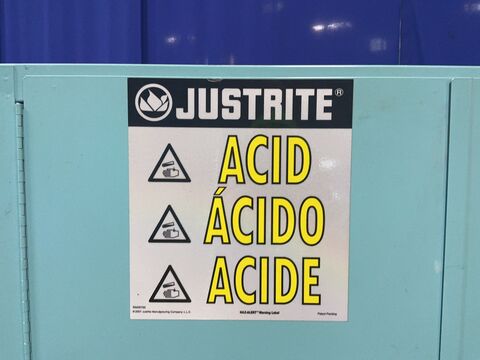 Justrite #899062, acid & corrosive storage cabinet, 2 @ 30 gallon, FM approved, roller rod base, adjustable - Image 4