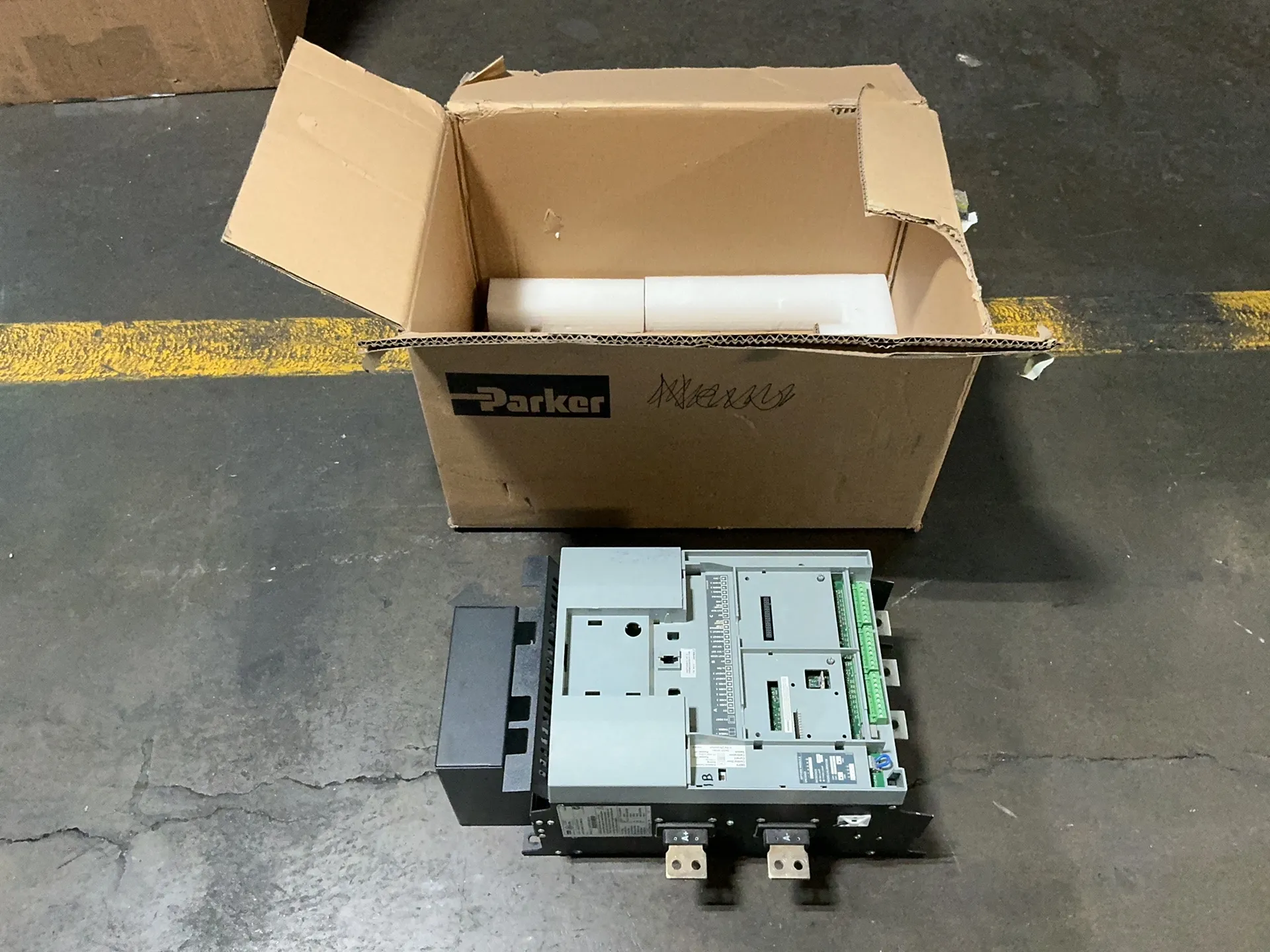 Parker #590P-53327031-P00-U4V0, DC motor speed controller, 220-500 Volts - Image 1