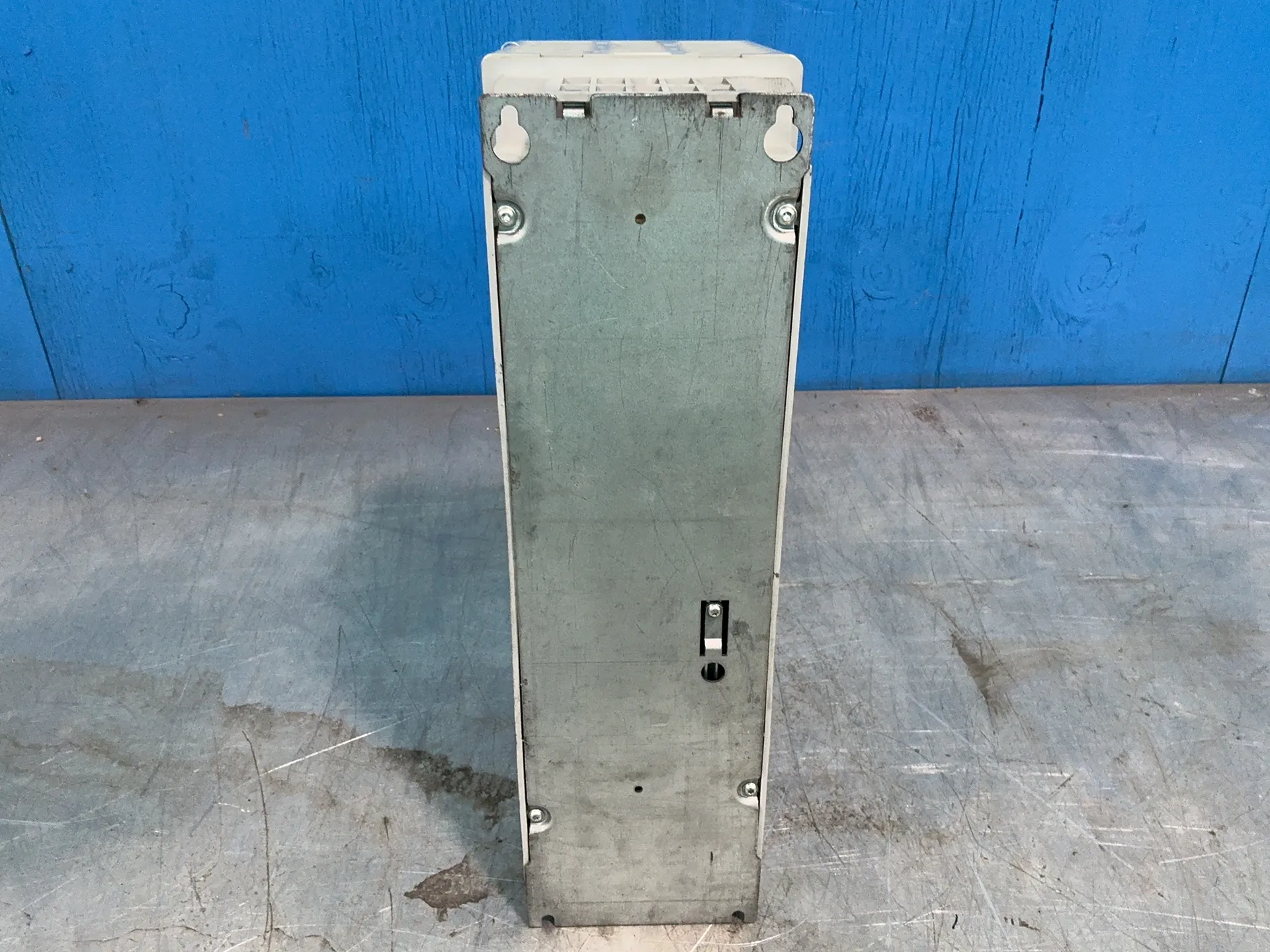 7.5 HP Allen-Bradley #20G11ND011AA0NNNNN, PowerFlex 755 Servo Drive, Series A, 9.5 Amps, 3 phase, 47-63 Hz - Image 1