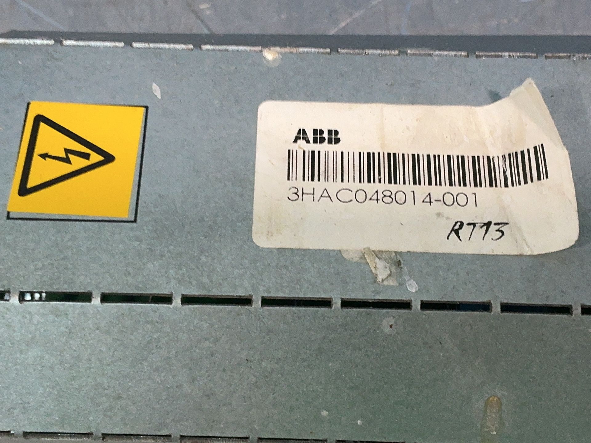 ABB #3HAC048014-001, DSQC442 Servo Drive - Image 2