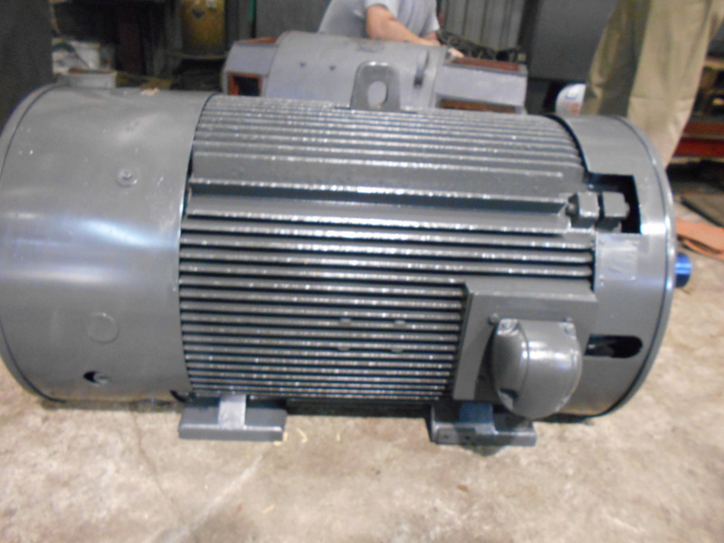 300 HP 1800 RPM U.S. Motors, Frame 449T, TEFC, rebuilt, 460 Volts - Image 2