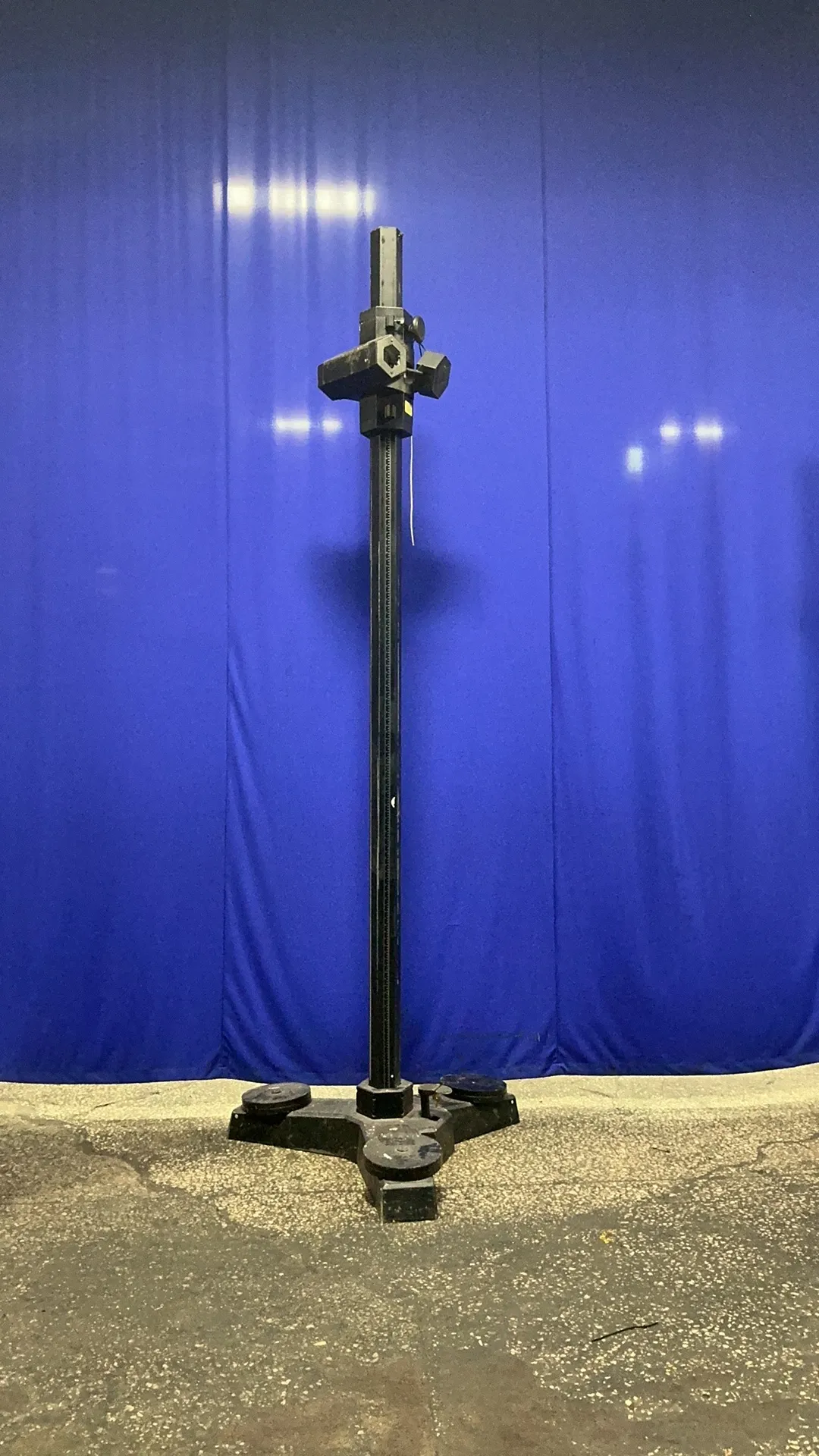Foba, studio camera stand, 137" overall height - Image 4