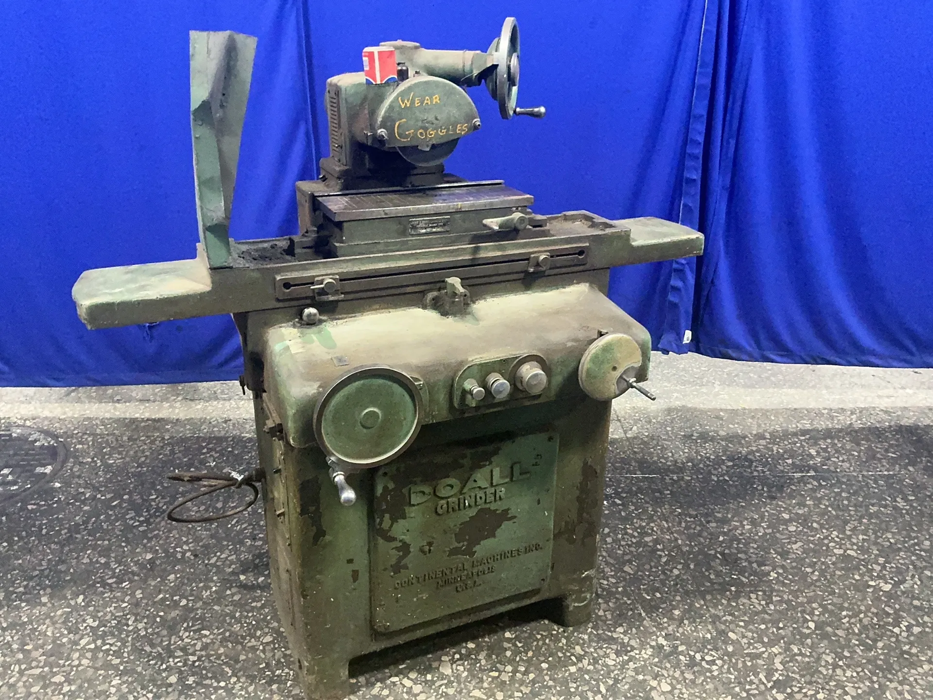 6" x 18" DoALL, surface grinder, 1 HP, 3300 RPM - Image 1
